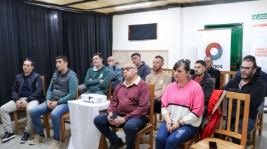 El Gobernador anunció nuevas líneas de préstamos accesibles del BTF para renovación de taxis y remises