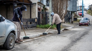 Se realizó trabajos de limpieza en barrio Perón