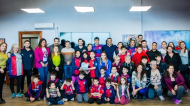 Se entregó el decreto de adjudicación de tierras al Club Social y Deportivo Amistad
