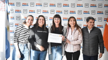 Pequeños pasos comparte su primera “Muestra de arte con identidad"