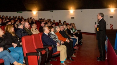 La Municipalidad de Ushuaia entregó una distinción al Capitán de Navío retirado Guillermo Tibaldi