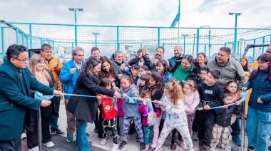 La Municipalidad junto a las familias del barrio inauguraron la plaza “Sor Juana Carrere” y el playón “Espera por la Vida”