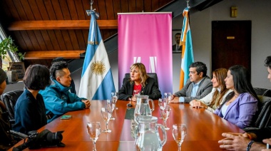 La Municipalidad de Ushuaia recibió a la comitiva de China que realizó la travesía de los Andes