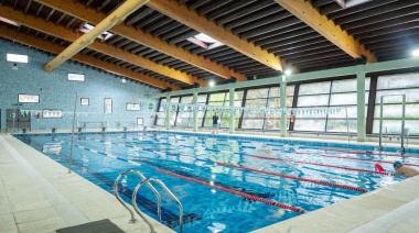Vecinos y vecinas de Ushuaia ya disfrutan de la pileta de Andorra