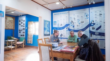 Turista donó cartas al museo Pensar Malvinas que había enviado durante la guerra a los soldados