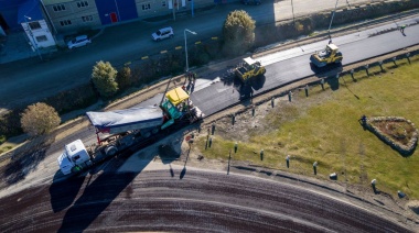 500 toneladas de asfalto ya se colocaron en el ingreso de la ciudad
