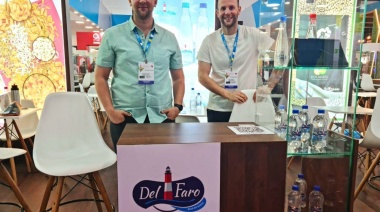 Se acompañó al emprendimiento “Agua del Faro” en la Feria ANUGA 2025