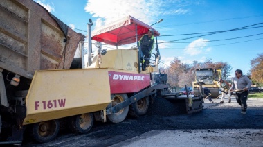 El Municipio asfaltó la calle de Provincia Grande