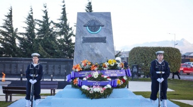 La Municipalidad de Ushuaia acompañó el acto por el hundimiento del Crucero Belgrano