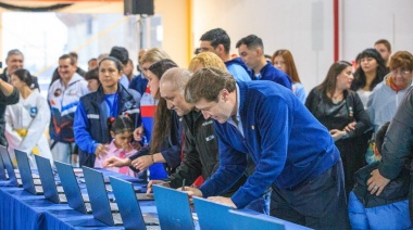 Acto por el Día de la Provincia: Melella anunció el Programa para la Transformación Educativa Fueguina