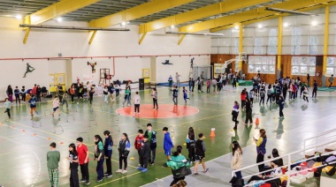 Más de 450 alumnos participaron de una jornada de mini atletismo