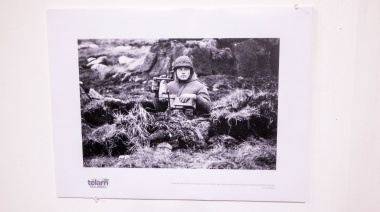 Se inauguró la muestra fotográfica “Fotos recuperadas de Malvinas: Archivo Télam”