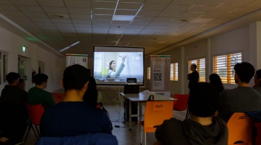 Asociaciones deportivas y sociales se reúnen para debatir la Transformación Educativa