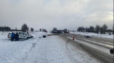 Ruta 3: Seis heridos tras un choque frontal entre dos camionetas 