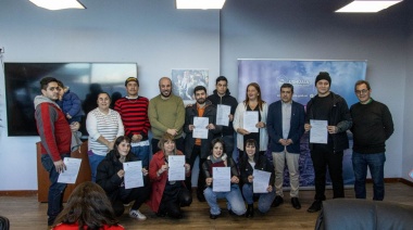Se entregó diez habilitaciones comerciales a unidades gastronómicas móviles