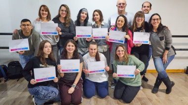 La Secretaría de Cultura y Educación llevó adelante la entrega de certificados por el seminario “El Cantante en la Escena”