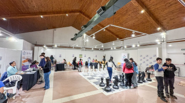 La Municipalidad de Ushuaia llevó adelante el 2° Encuentro de Ajedrez Educativo “Caballito de Papel”