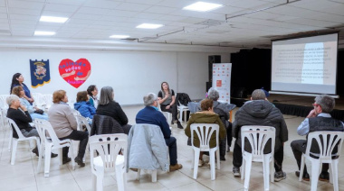 Comenzaron los talleres para cuidadores y familiares de personas mayores