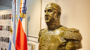 Se acompañó la inauguración de la “XVIII muestra del libertador en Ushuaia”