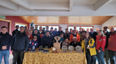 Se realizó la Regata a Vela por el 215° Aniversario de la Prefectura