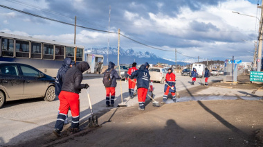 La Municipalidad de Ushuaia y Agrotécnica Fueguina realizaron un operativo de limpieza