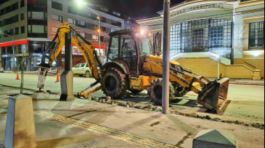 El Municipio de Ushuaia inició la reconstrucción de cordones en avenida Maipú