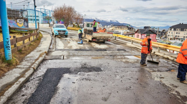 Se continúa con los trabajos de recuperación vial en distintos barrios pese al recorte de fondos nacionales