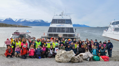 La Municipalidad de Ushuaia acompañó una nueva campaña de limpieza en el Canal Beagle