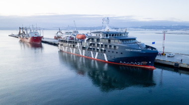 Se recibió al primer crucero Antártico de la temporada 2025-2026