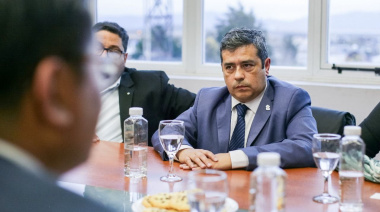 "Es un acuerdo responsable en función de la dramática situación económica del país"