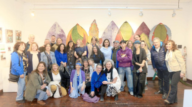 La Municipalidad de Ushuaia acompañó la inauguración de la exhibición “21 Años, Yatana: el Bosque del Arte”