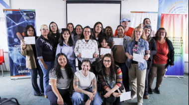 Se realizó la entrega de certificados del trayecto de cuidados de personas mayores