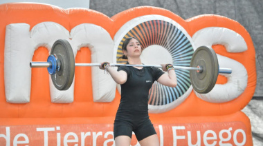 Delegación de levantamiento de pesas de Tierra del Fuego viaja al Campeonato Nacional