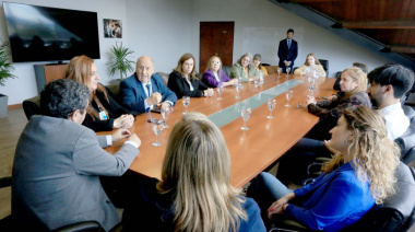 Se recibieron a la misión del observatorio electoral de la UNLP