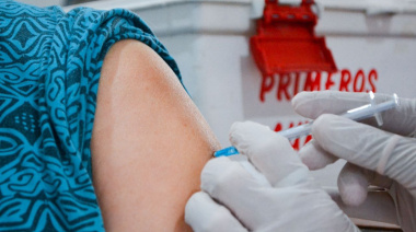 Se adhiere al comunicado nacional que resalta la seguridad y eficacia de las vacunas