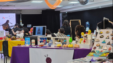 Llega una nueva edición de Flotante Feria Creativa de la Isla bajo el lema Regalá Creatividad Fueguina