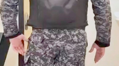 Detenido tras intentar desarmar a una policía en cercanías del hospital