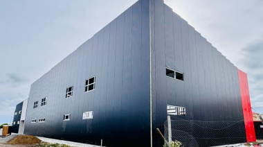Avanza el cerramiento y las tareas interiores del nuevo gimnasio en el Colegio Soberanía Nacional