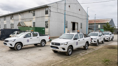 Se incorporó cuatro nuevas camionetas para la Dirección Provincial de Energía