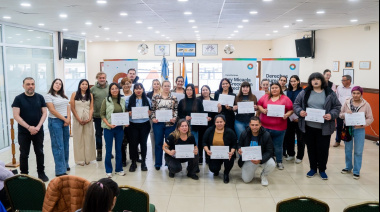 Se entregaron certificados de otorgamiento de becas para profesorados con perspectiva en derechos humanos