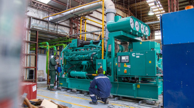 Este domingo continuarán las tareas sobre el nuevo generador Cummings N°3