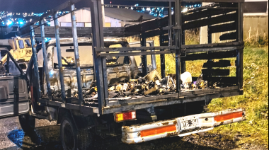 Incendiaron intencionalmente una camioneta estacionada