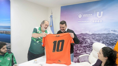 Se recibió al equipo de Básquet adaptado del Club Comercio