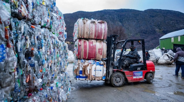 Se exportarán 15 toneladas de material reciclado al continente