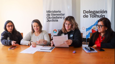 Firmaron un convenio para fortalecer la diplomatura universitaria de acompañantes comunitarias contra la violencia de género