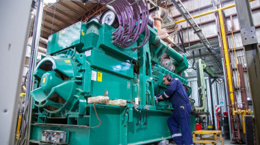 Informan sobre tareas de reparación en el equipo de generación Cummins N°1 de Tolhuin