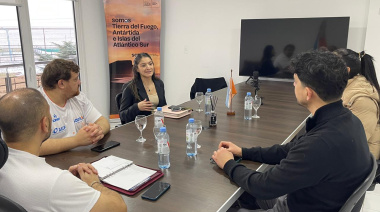 Se reunió con la nueva comisión de la Federación de Hockey de Tierra del Fuego para diagramar actividades