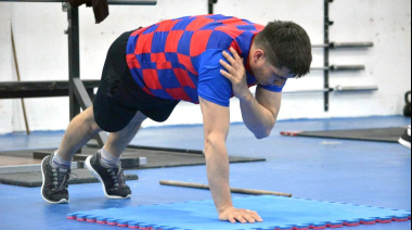 Gobierno invita a jóvenes a sumarse a las clases de acondicionamiento físico en la Casa del Deporte