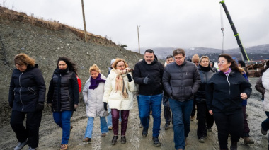 El Gobernador Melella visitó junto a sectores sociales e institucionales el predio de la nueva usina