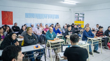 Exitosa capacitación en cultivo de mejillones bajo el sistema Bouchot